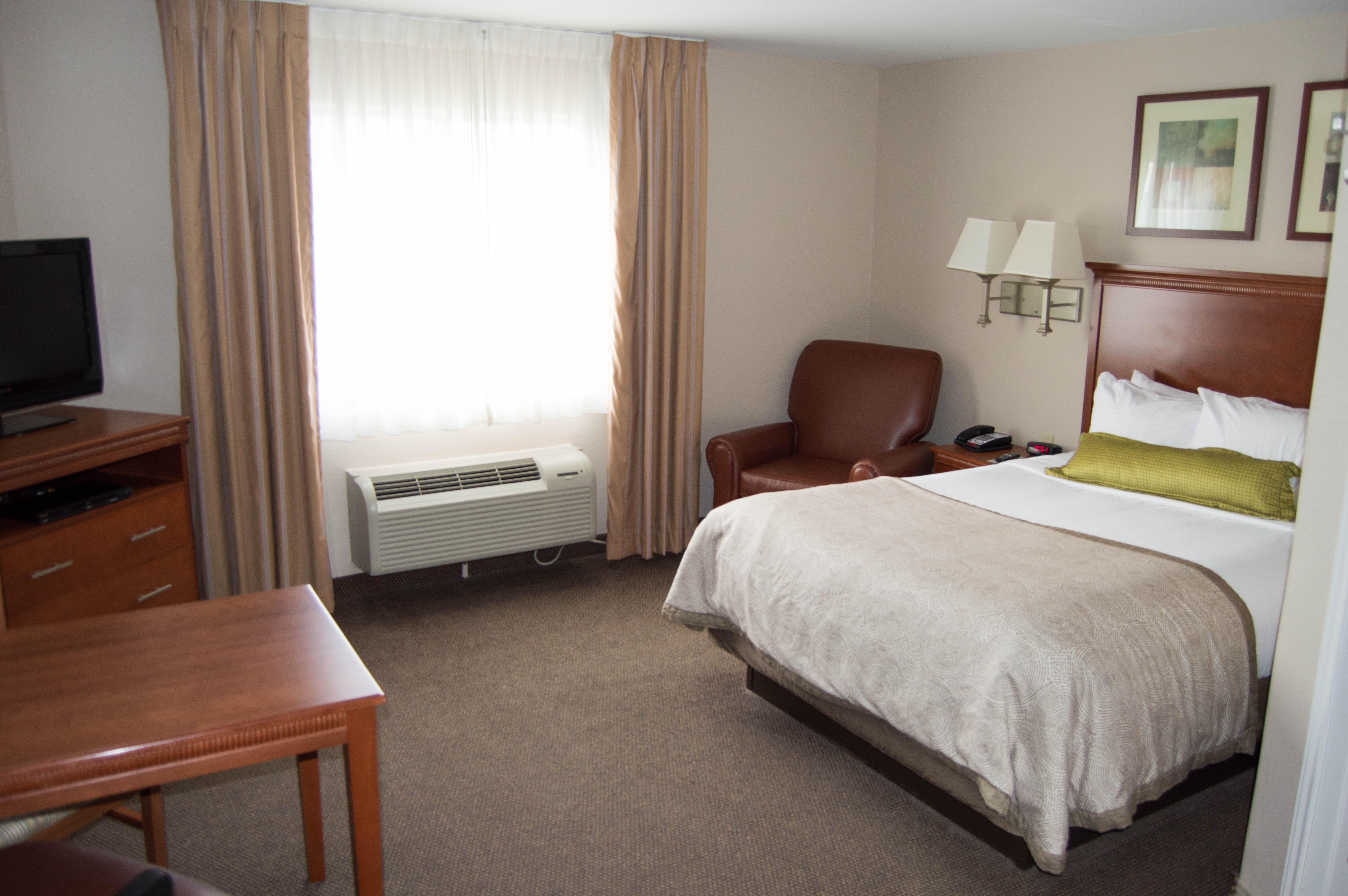 Candlewood Victoria By Ihg Eksteriør bilde